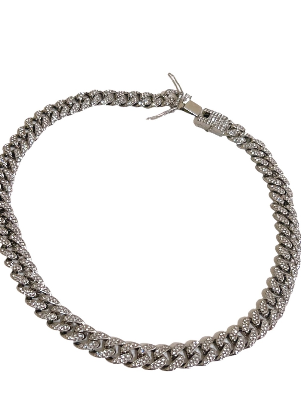 ⭐️Iced Cuban Link Chain • Silver Finish • New ⭐️•